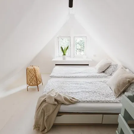 Drewniana Roza Pokoje I Apartamenty דירה *