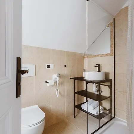 Drewniana Roza Pokoje I Apartamenty