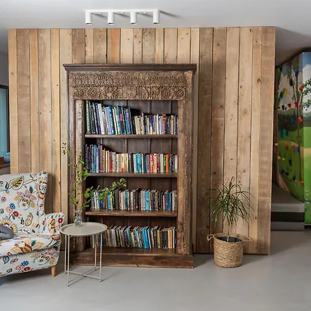 アパート Drewniana Roza I Nad Stawem ピエホビツェ