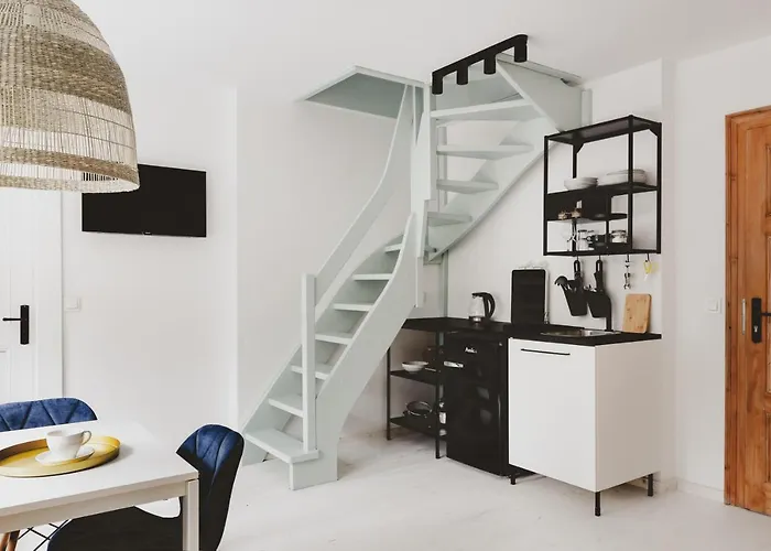 Drewniana Roza I Nad Stawem Apartmán *