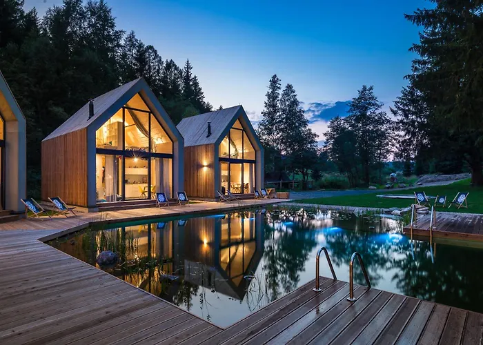 Drewniana Roza I Nad Stawem * 佩霍维采